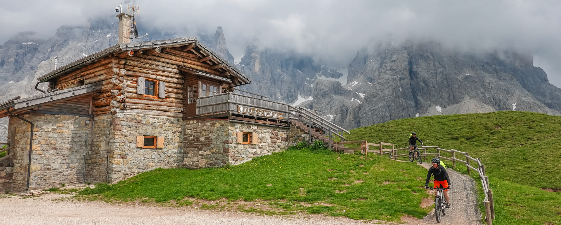 Mountainbike Touren über die Alpen